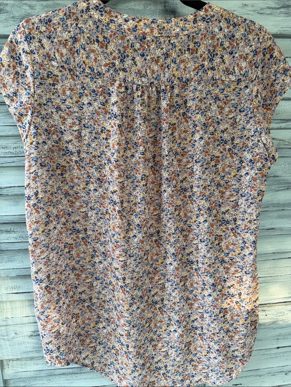 Monday Fun Floral Split-Neck Cap Sleeve Top - Pink Multi Size M - Picture 5 of 7